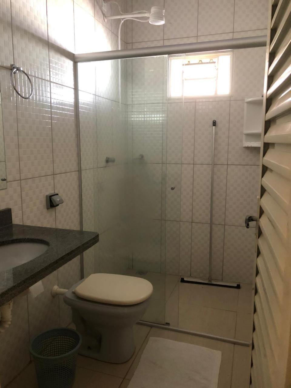 2 Suites Piscina, Area De Lazer, Currasqueira - 1 Km Do Centro Pirenopolis Ngoại thất bức ảnh